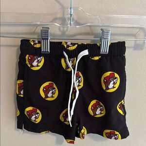 Buc-ee’s swimsuit size 2T